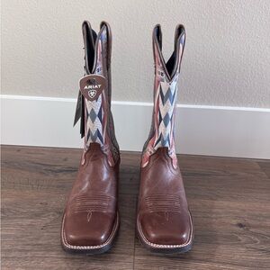 NWT Ariat x Pendleton Circuit Savanna
Western Boots 8.5